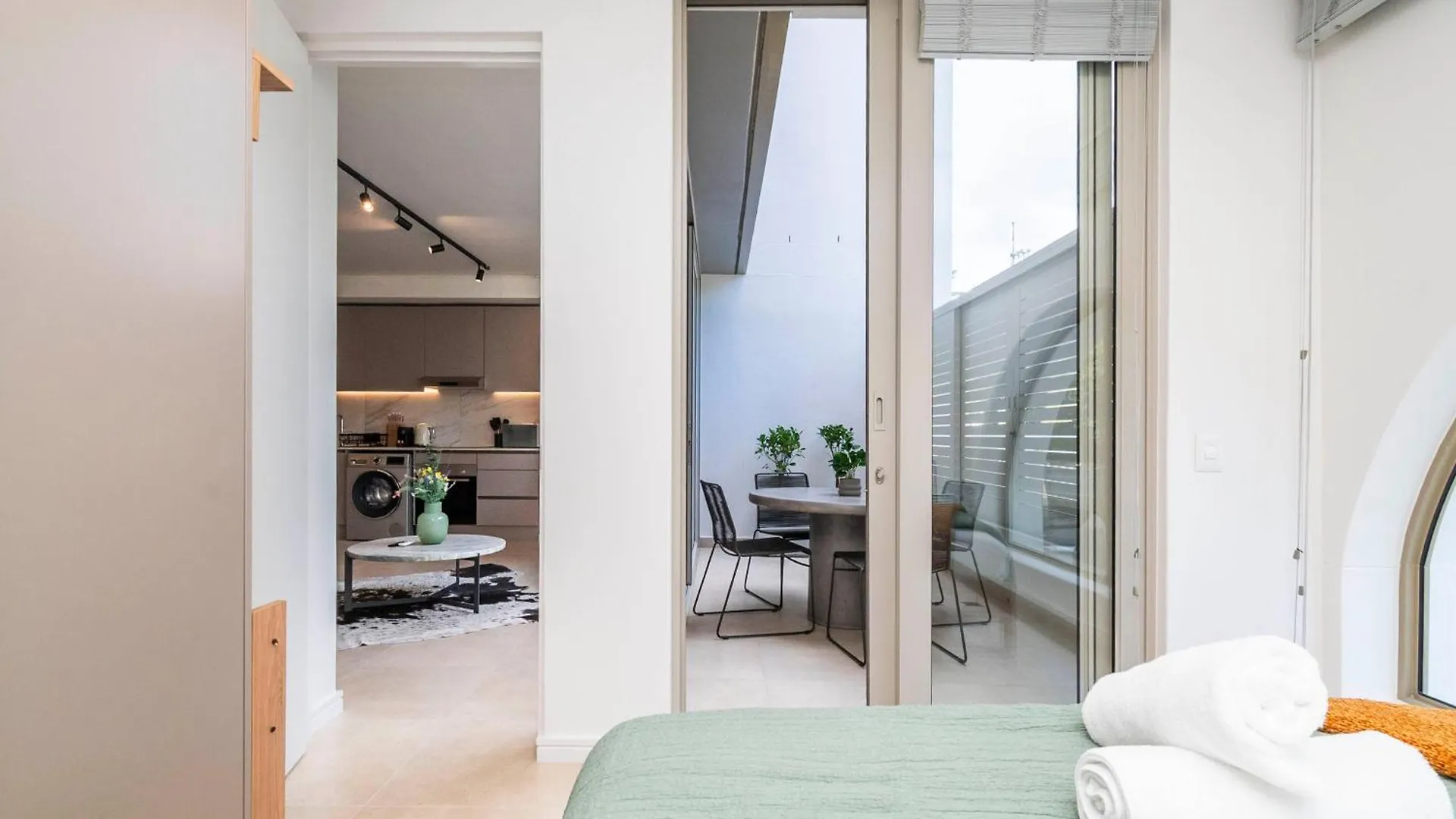 Luxury At The Braemar, Green Point Cape Town